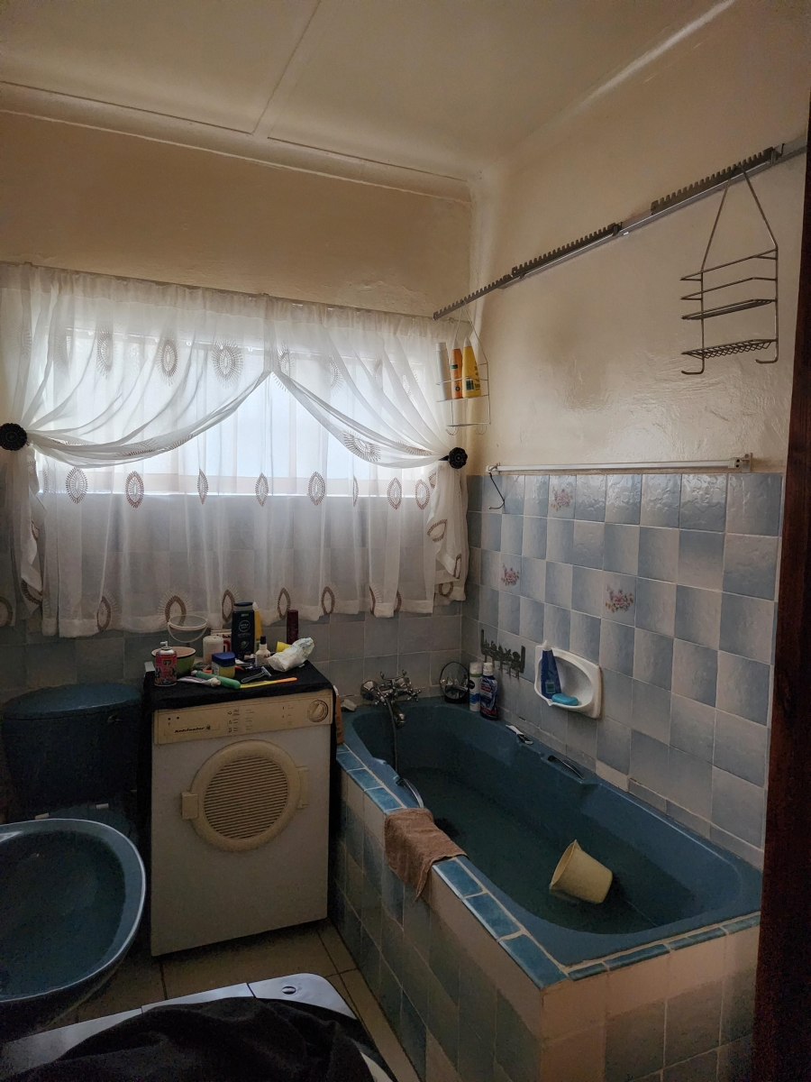 7 Bedroom Property for Sale in Hennenman Free State